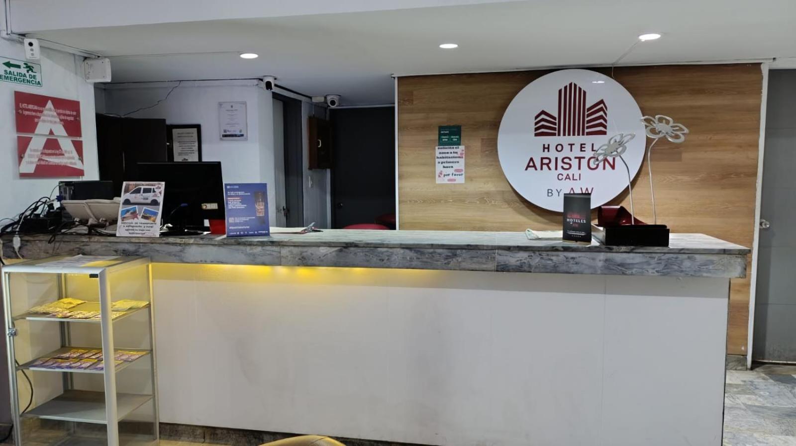 Hotel Ariston كالي المظهر الخارجي الصورة